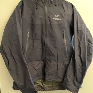 Arcteryx Women’s Beta SL Hoody Medium